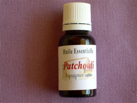 Patchouli, huile essentielle 