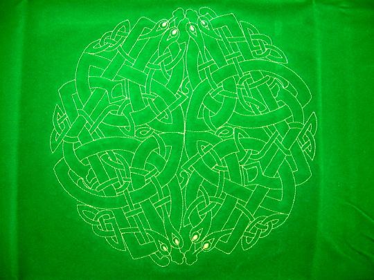 Tapis vert labyrinthe celtique